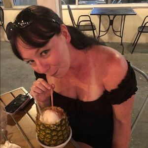 Meet your Posher, Christina